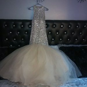 GOOD CONDITION PROM DRESS MERMAID STYLE